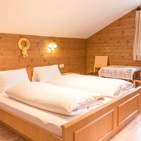 Alpenrose Apartment *